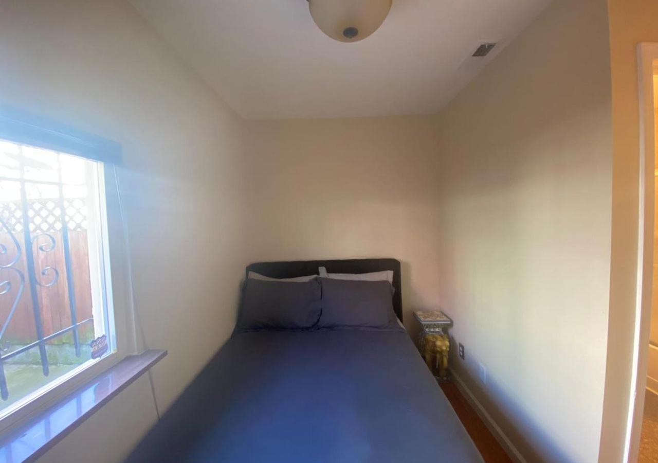 Historic Townhouse Oasis With En-Suite Bathroom Φιλαδέλφεια Δωμάτιο φωτογραφία