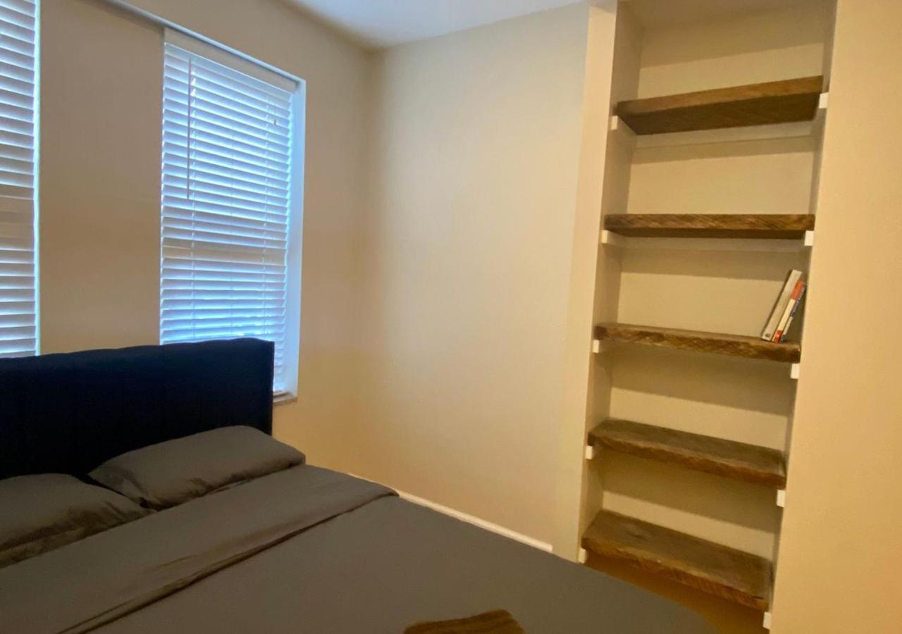 Historic Townhouse Oasis With En-Suite Bathroom Φιλαδέλφεια Δωμάτιο φωτογραφία
